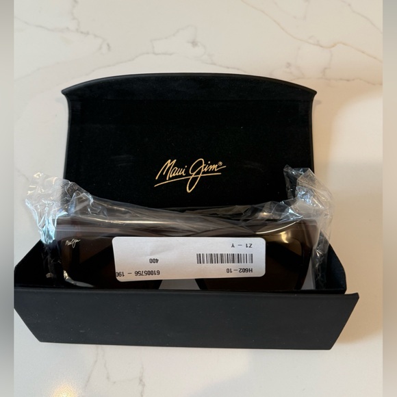 NWT Maui Jim sunglasses model PEHU - Picture 6 of 9